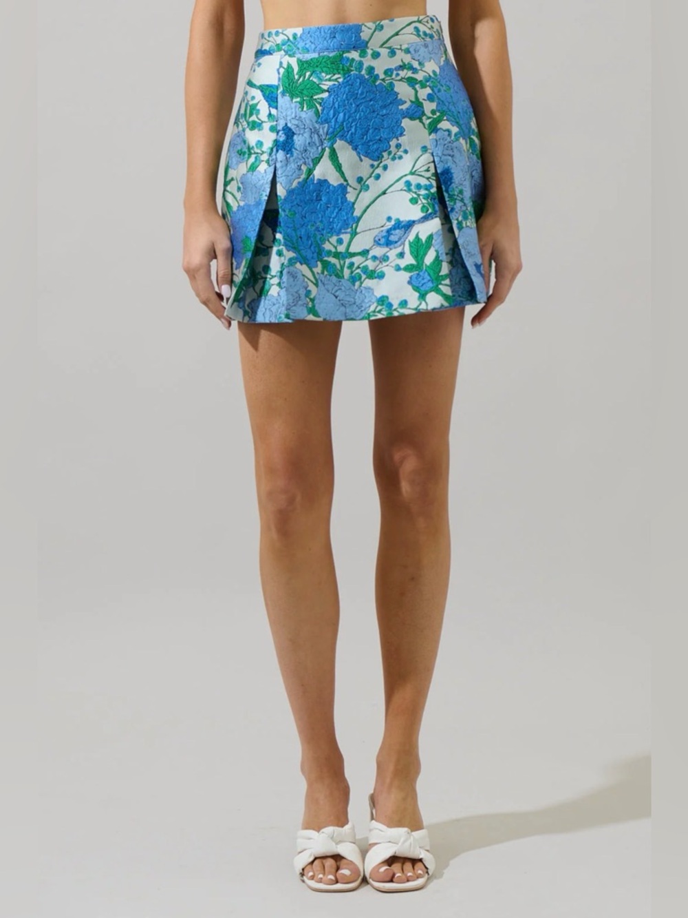 Sugarlips • Willa Floral Jacquard Calera Mini Skirt • NEW $88